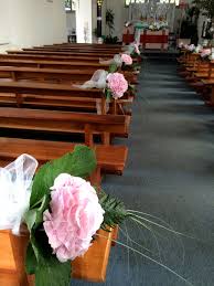 The gerbera is a perfect choice to brighten up the mood and bring a cheerful feel to any. August September Wedding Flowers Ireland Lamberdebie S Blog