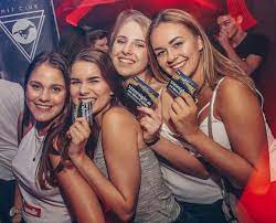 Online database app builders allow businesses the ability to create their own tools. 28 07 2017 Nff Club Szenenight