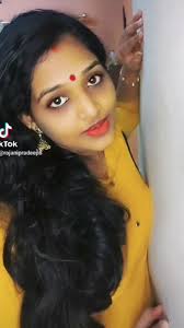 രാജനി പ്രദീപിന്റെ സൗന്ദര്യം ഇനി ദർശിക്കാം