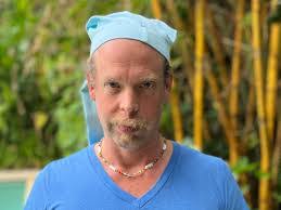 Bill Oldham's Instagram, Twitter & Facebook