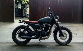 Supaya gak penasaran, asli motor ini bajaj pulsar 200. Agar Kamu Tak Menyesal Modif Motor Bergaya Retro Kumparan Com