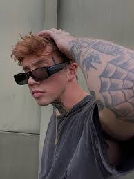 Jack Chilcote's Instagram, Twitter & Facebook