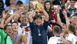 الجوله الثانيه، وتعادل منتخب ألمانيا في الجوله الثالثه والأخيره أمام منتخب المجر بهدفين لكل منهما. Ù„ÙˆÙ ÙˆØ£Ù„Ù…Ø§Ù†ÙŠØ§ Ù„Ù‚Ø¨Ø§Ù† ÙˆØ£Ø±Ù‚Ø§Ù… Ù‚ÙŠØ§Ø³ÙŠØ© Ø¨Ù†ÙƒÙ‡ØªÙŠ Ø§Ù„Ù…Ø¬Ø¯ ÙˆØ§Ù„Ø¹Ø§Ø±