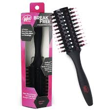 It evenly distributes heat, which makes straightening your hair quick and efficient. Buy Wet Brush Straighten Style Round Brush For All Hair Types A Perfect Blow Out With Less Pain Effort And Breakage Open Barrel Design For High Speed Drying