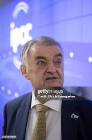 121 Sue Herbert Stock Photos, High-Res Pictures, and Images