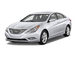 The hyundai sonata was redesigned for the 2011 model year. 2011 Hyundai Sonata Review Ratings Specs Prices And Photos The Car Connection