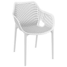 Optez pour des chaises de jardin pliantes ou empilables pour créer un coin repas sur votre terrasse ou balcon sans perdre d'espace. Chaise De Jardin Terrasse Sister Blanche En Matiere Plastique Cdiscount Jardin