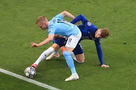 В составе «горожан» футболист стал трехкратным чемпионом англии, четырежды. Aleksandr Zinchenko My Pahali Kak Zhivotnye No Etogo Okazalos Malo