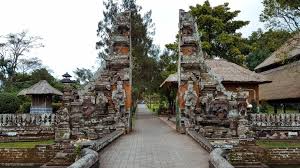 Feel on top of the world at pura lempuyang. Bali Indonesia Of Sunsets Rainforests Healing A Travel Guide Curtisrussel