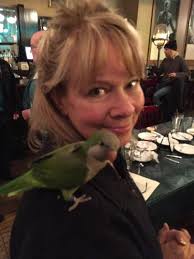 Leanne Holzbauer's Instagram, Twitter & Facebook