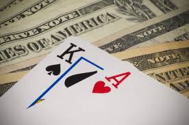 Instead, most of the apps on this list offer the chance to accumulate points, which you can then withdraw through gift cards, paypal, or sometimes. Card Games For Money Just Download These Apps The Smart Wallet