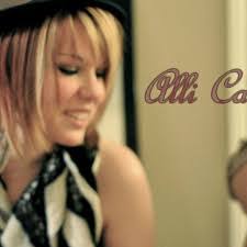 Alli Catt's Instagram, Twitter & Facebook