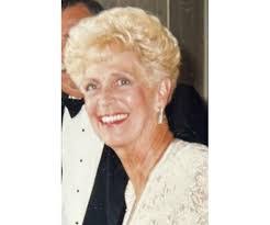 Barbara Benavides's Instagram, Twitter & Facebook