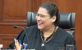 Lenia Batres le gana al IMPI disputa por registro de 