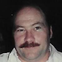 Julia Harder's Instagram, Twitter & Facebook