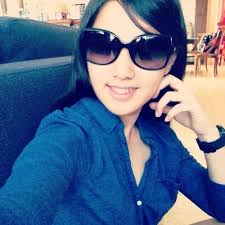 Elaine Pei Yee (@peiyee23)