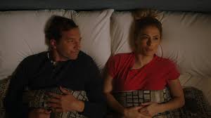 Juni 2019, einem zentralen tag in der handlung der ersten staffel (an diesem tag setzt mit dem suizid von jonas kahnwalds vater die handlung der serie ein), veröffentlichte netflix die zweite staffel. Netflix Film Good On Paper Mit Iliza Shlesinger