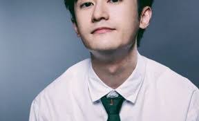 Jenny Hager's Instagram, Twitter & Facebook