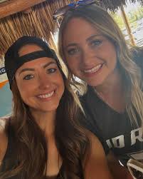 Our girl is ready!!! 🐑❤️🤍💙🐑 #allamerciansheepshow @c_rob4504 @jennal27 @ robbie.casey