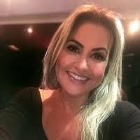 Katia Gil's Instagram, Twitter & Facebook