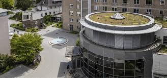 Mit dem ende 2019 eröffneten neubau haus an der jüch erfüllt die evangelische altenpflege bergisch gladbach die aktuellen gesetzlichen rahmenbedingungen. Familienfreundlicher Arbeitgeber Evk Altenpflege Krankenhaus Bergisch Gladbach