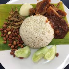 These nasi lemak eateries serve some of the best. Photos At Botak Nasi Lemak 10 Jalan Ss3 33