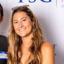 Jess Salem's Instagram, Twitter & Facebook