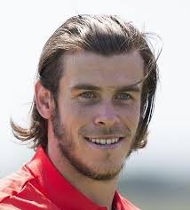 Gareth bale has such a pretty man bun hairstyles who is the most popular men's hairstyle on trends now. Gareth Bale Agent Details Gareth Bale Management