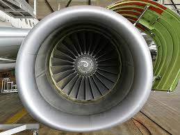 Bahkan pada beberapa kasus, turbin ini mati ketika ada seorang yang bermain ponsel di pesawat. Pesawat Terbang Mesin Depan Jet Mengangkut Spiral Motor Turbin Penerbangan Pesawat Pemeliharaan Pikist