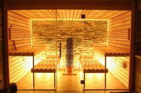 Glasfront Sauna Luxurios Design Transparent Apart Sauna Ihre Individuell Geplante Sauna Fur Zuhause Vom Herstell Sauna Sauna Im Garten Sauna Fur Zuhause