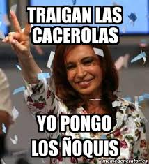 Easily add text to images or memes. Meme Personalizado Traigan Las Cacerolas Yo Pongo Los A Oquis 1804505
