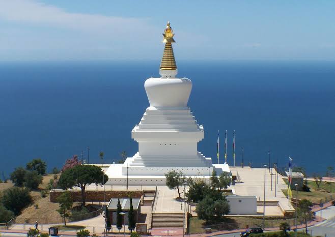 Stupa In Benalmádena | Costa Blanca Inn