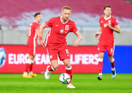 Jeden tag finden zwei spiele statt um 18 uhr und 21 uhr. Alle Em Trikots 2021 So Spielen Deutschland Osterreich Co