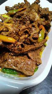 Sekarang saya ingin masuk sedikit bab resepi. Goreng Kuning Hati Lembu Ala Kelantan Buat Orang Lapo