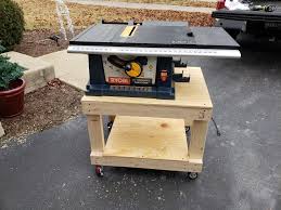 An Easy Diy Table Saw Stand With Wheels Diy Table Saw Table Saw Stand Simple Table