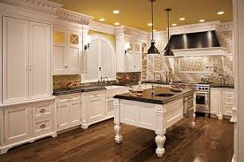 Bu kampanyaya ilaveten 13 m2 mutfak dolabı alana granit tezgah lavabo ile hediyemizdir. Masko Klasik Mutfak Dolabi Modelleri Kitchen Remodel Cost Kitchen Remodel Plans Kitchen Remodel Layout