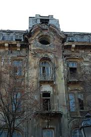 La Magie Des Lieux Abandonnes Edition Du Soir Ouest France 08 09 2016 Un Hotel Abandonne A Odessa En Uk Endroits Abandonnes Lieux Hantes Maison Abandonnee