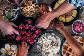 Il ristorante, che può ospitare sino a 40 persone (interno ed esterno), è sempre aperto. Organizzare Una Cena A Buffet A Casa Ecco Alcuni Consigli