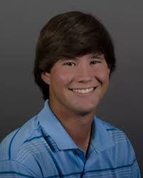 Smith, Vail Lead Privateer Golfers