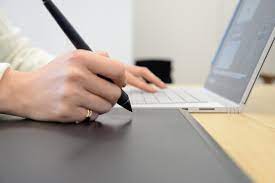 Wacom intuos wireless pen tablet has been designed for those who are getting started drawing, painting or photo editing with their mac, pc, chromebook or select android smartphones/tablets. Top 10 Best Tablets For Photoshop Editing Drawing Retouching Pixelsmith Studios