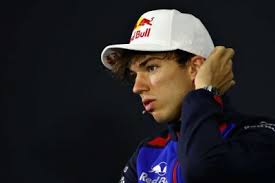 Meet the red bull driver's new girlfriend, kelly piquet, who used to date former f1. F1 Pierre Gasly To Replace Daniel Ricciardo At Red Bull Mykhel