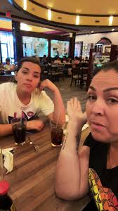 @Ana Varela @Ana Karen comiendo en el lins grand buffet en el paso tx❤️