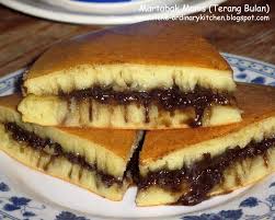 Nah, martabak manis biasanya bisa kamu dapatkan saat malam hari. Just My Ordinary Kitchen Martabak Manis Terang Bulan Indonesian Desserts Food Indonesian Food