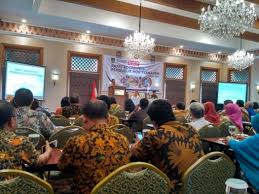 Will i be unequally yoked? Pendataan Penduduk Non Permanen Di Semua Tempat Dispendukcapil Surakarta