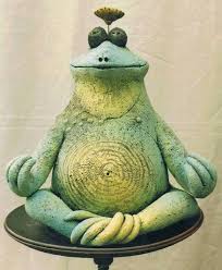 Sommer im garten, das gemüse wächst. Frosche Aus Ton Fur Haus Und Garten Tierkunst Frosch Frosche