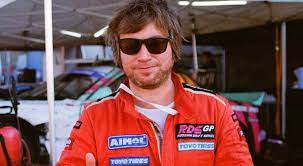 Судя по записям в социальных сетях, в. B Jiasqzmylxqm