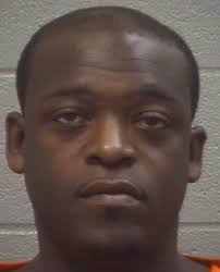 Five arrested for selling drugs