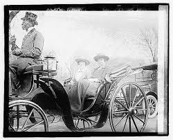 Photo:Mary D. Wallace & Mrs. Lyle Hubbard, 3/17/21