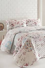 Ev Tekstil Panosundaki Pin