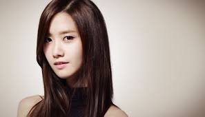 Model rambut pendek wajah bulat gaya terbaru. 6 Gaya Rambut Untuk Samarkan Wajah Tembem Pipi Tirus Bukan Lagi Impian